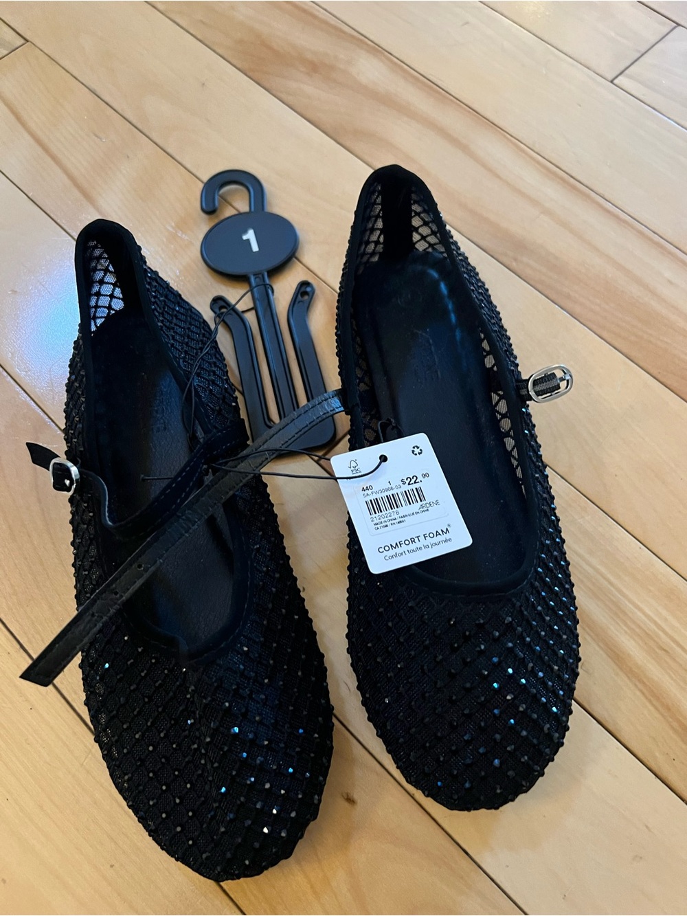 Black Sequin Mary Jane Flats with Comfort Foam size 1 BNWT